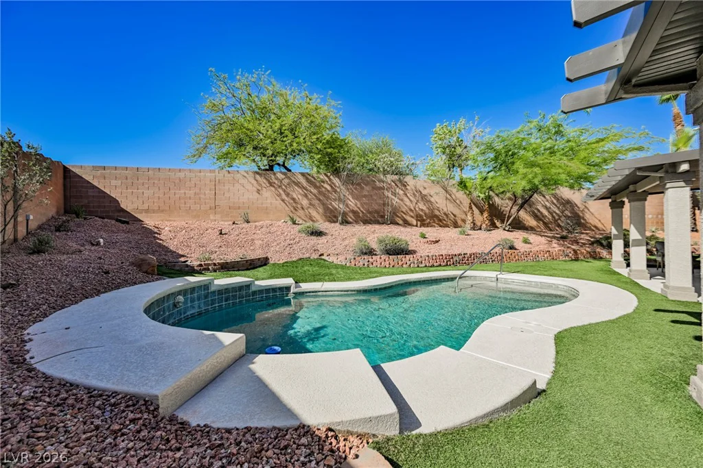 2471 Walsh Glen, Henderson, NV 89052