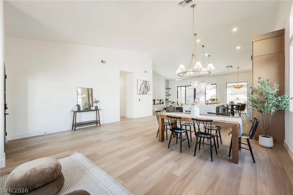 2471 Walsh Glen, Henderson, NV 89052