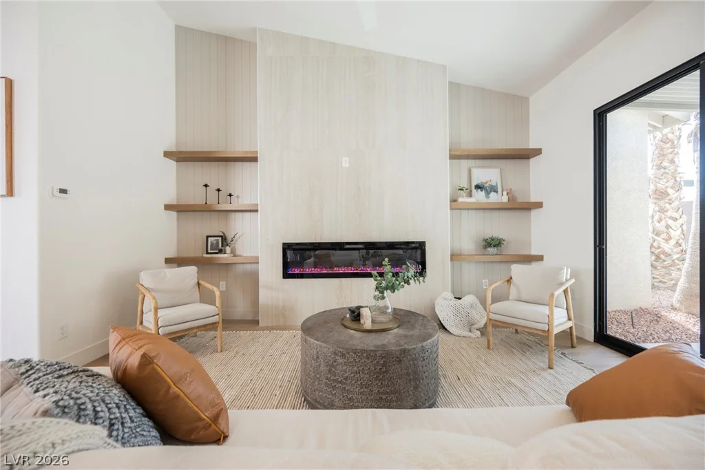 2471 Walsh Glen, Henderson, NV 89052