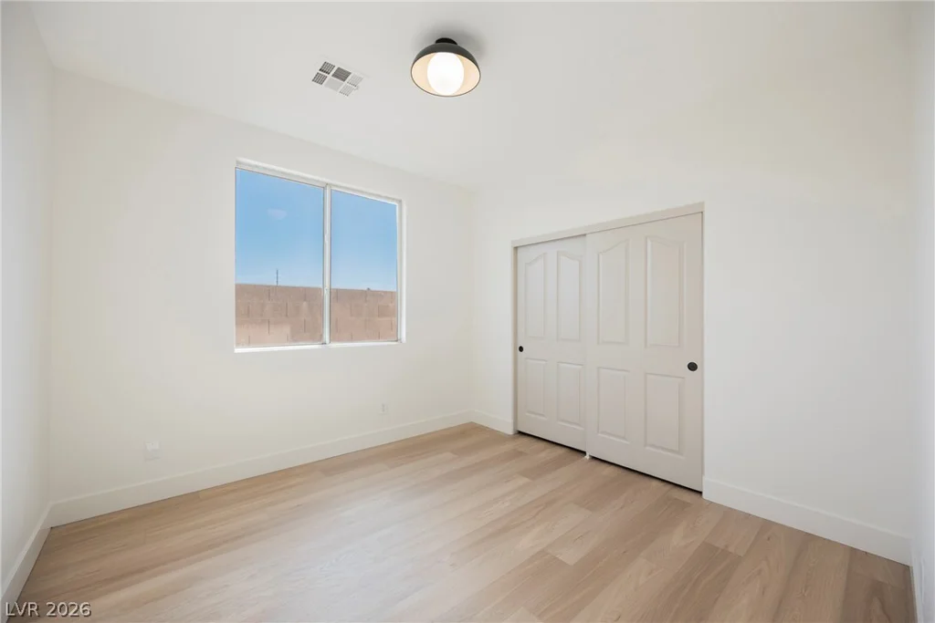 2471 Walsh Glen, Henderson, NV 89052