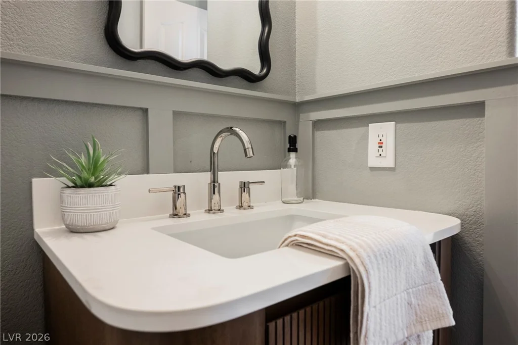 2471 Walsh Glen, Henderson, NV 89052
