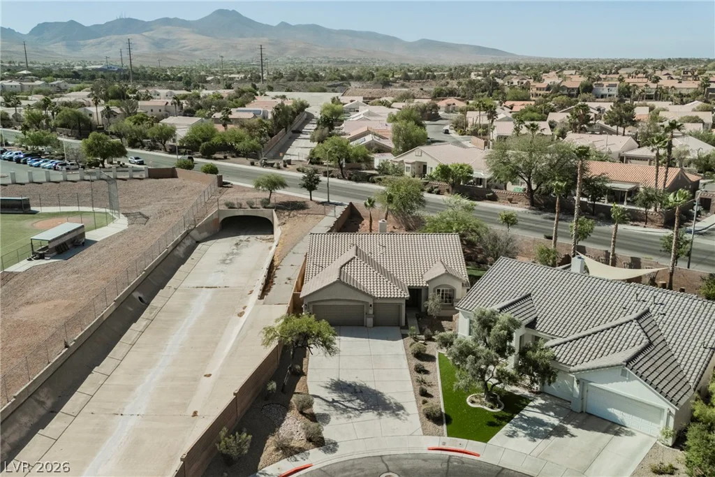 2471 Walsh Glen, Henderson, NV 89052