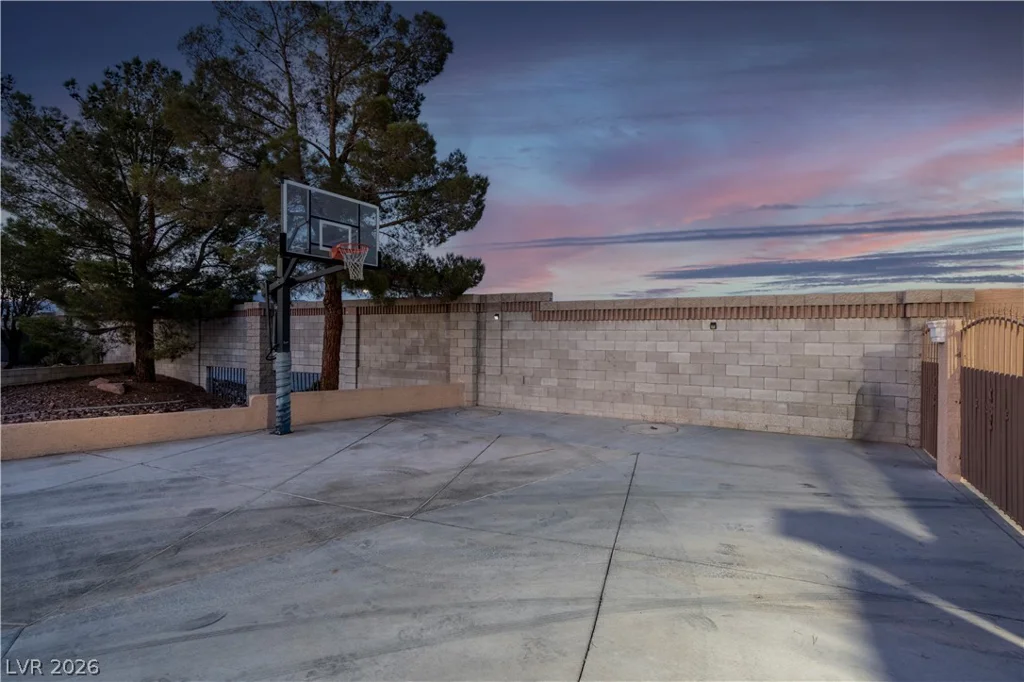 8201 Fawn Meadow, Las Vegas, NV 89149
