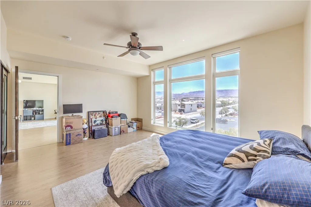 8925 Flamingo, Las Vegas, NV 89147