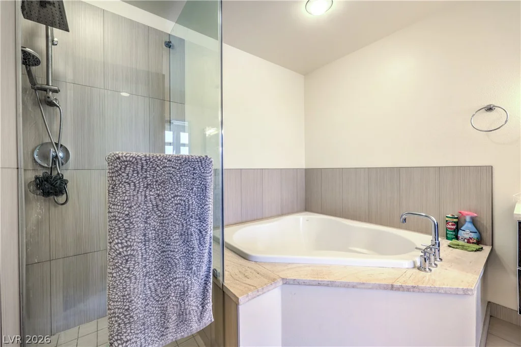 8925 Flamingo, Las Vegas, NV 89147