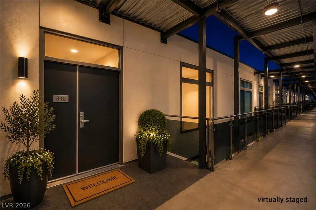 8925 Flamingo, Las Vegas, NV 89147