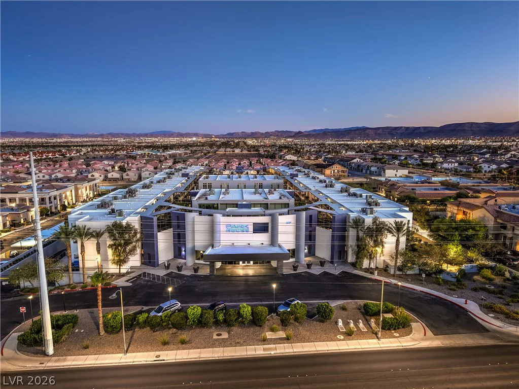 8925 Flamingo, Las Vegas, NV 89147