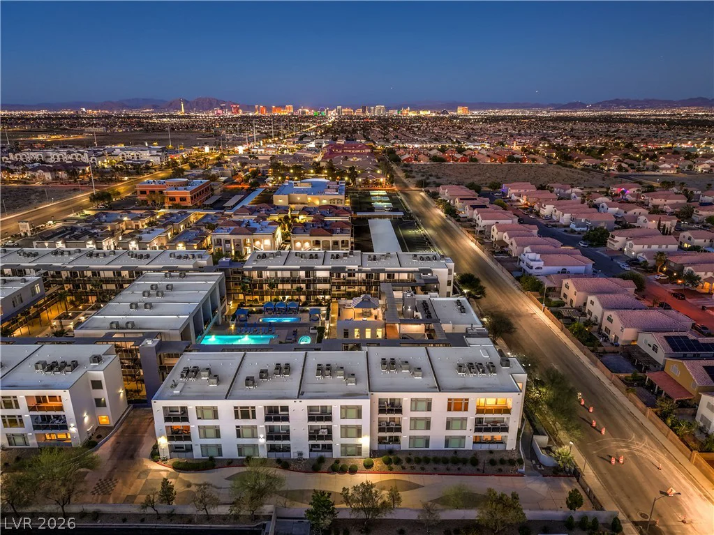 8925 Flamingo, Las Vegas, NV 89147