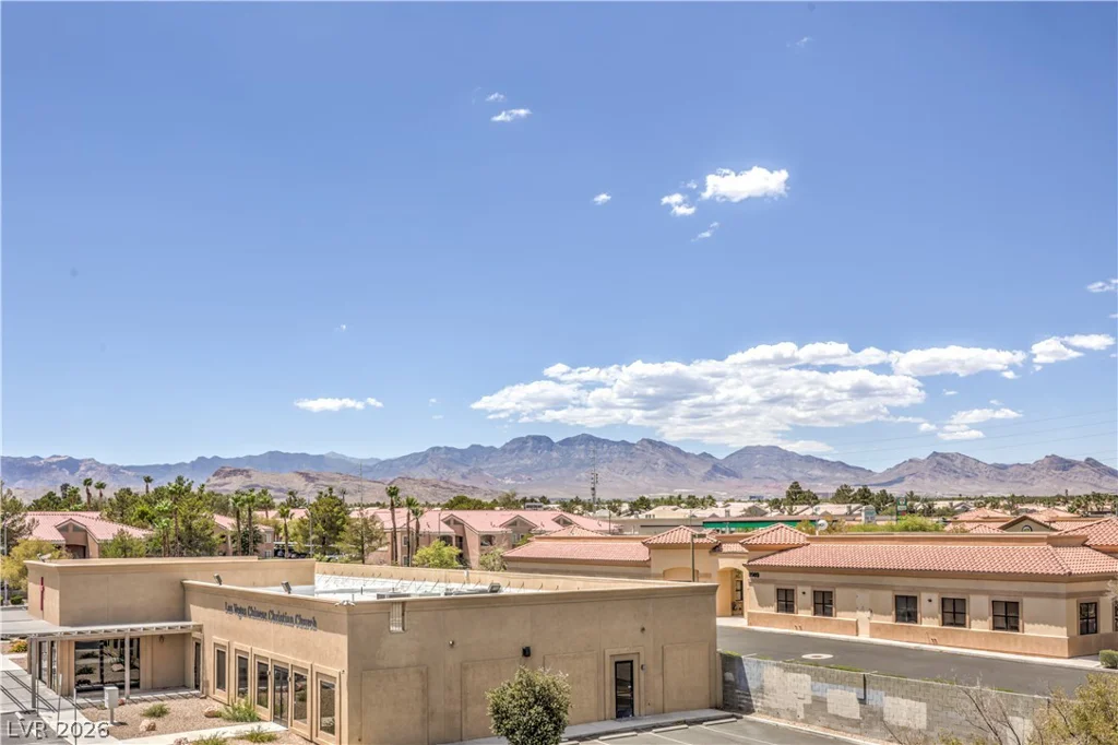 8925 Flamingo, Las Vegas, NV 89147