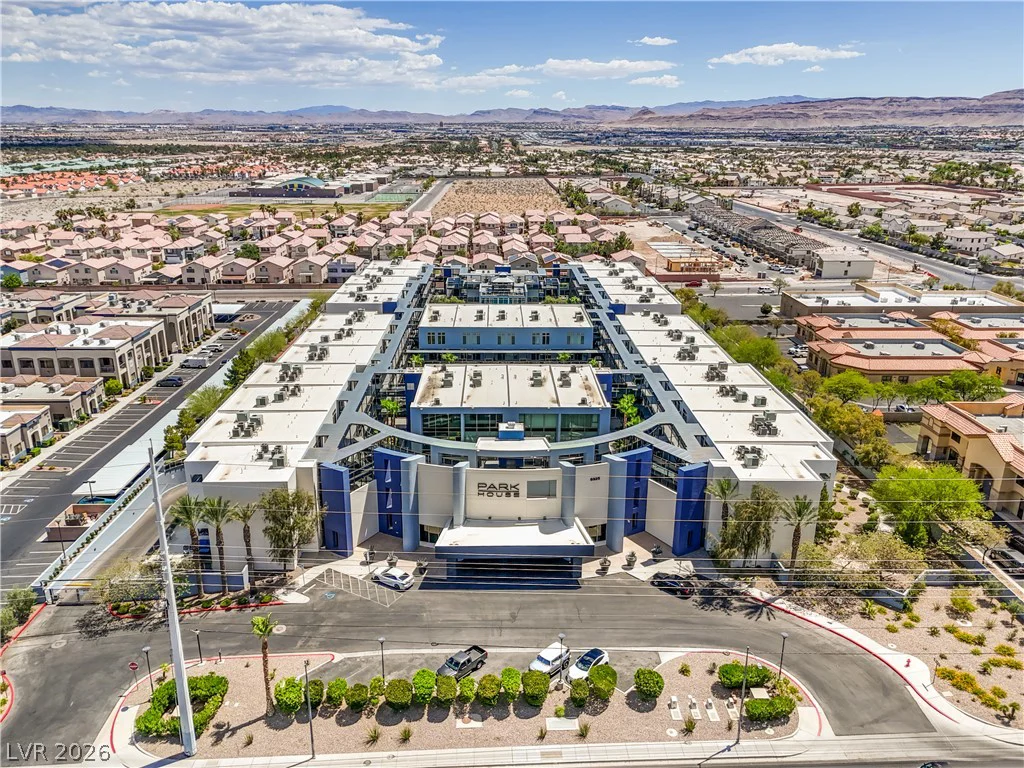 8925 Flamingo, Las Vegas, NV 89147