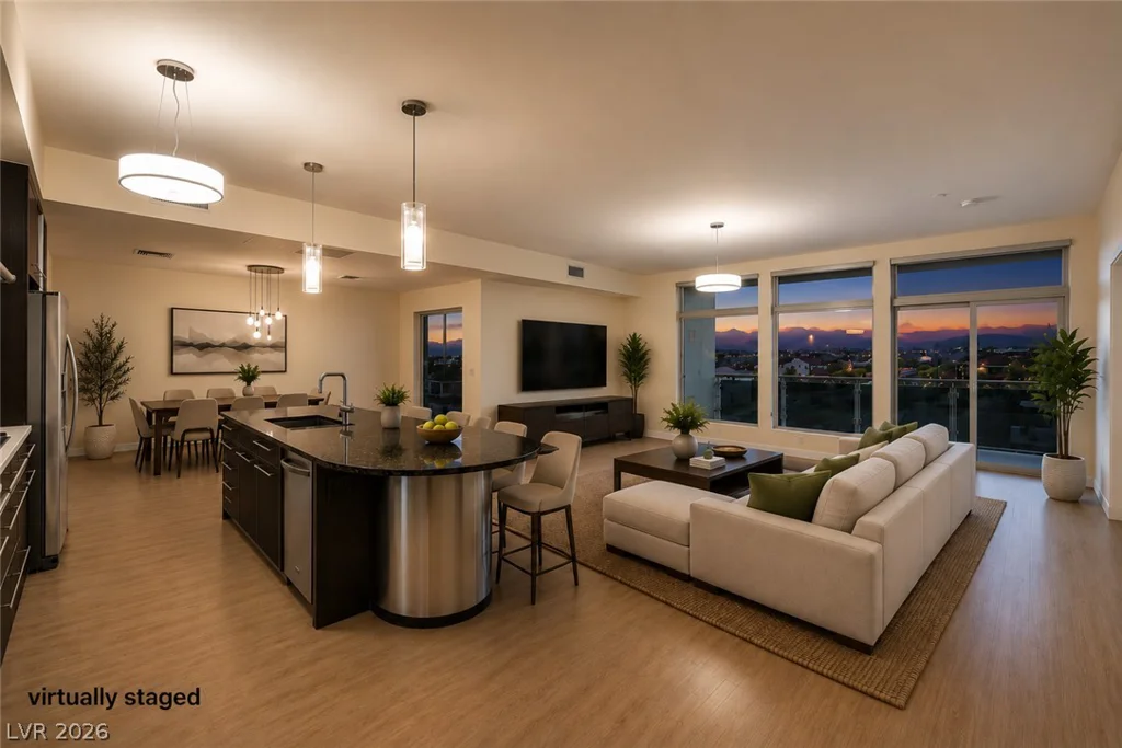 8925 Flamingo, Las Vegas, NV 89147
