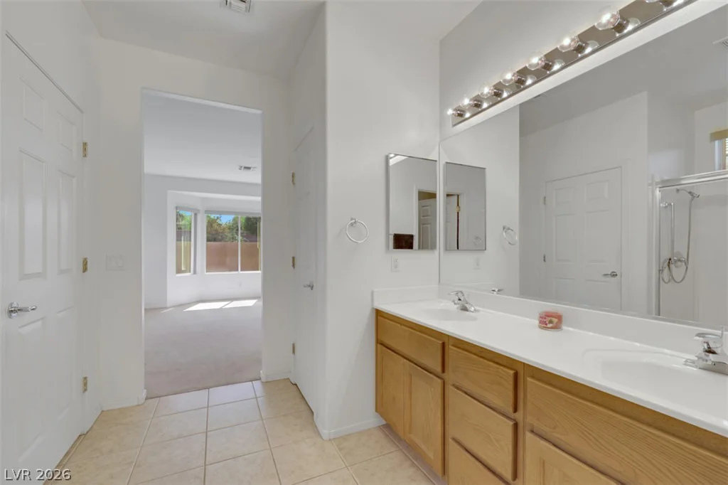 2943 Maffie, Henderson, NV 89052