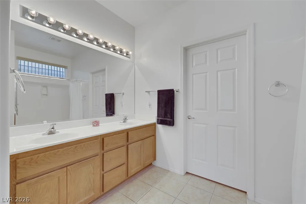 2943 Maffie, Henderson, NV 89052