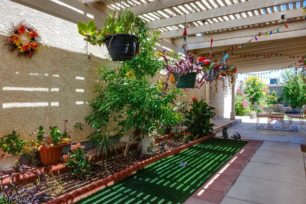 7304 Empress, Las Vegas, NV 89147
