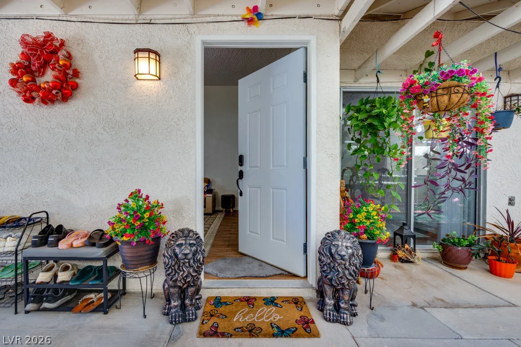 7304 Empress, Las Vegas, NV 89147