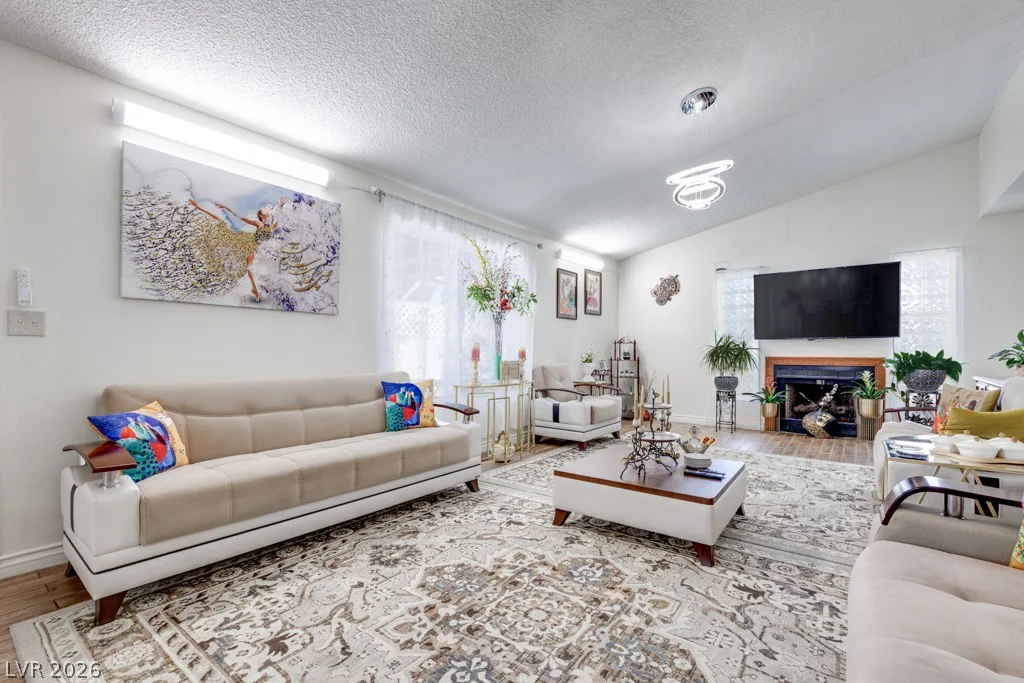 7304 Empress, Las Vegas, NV 89147