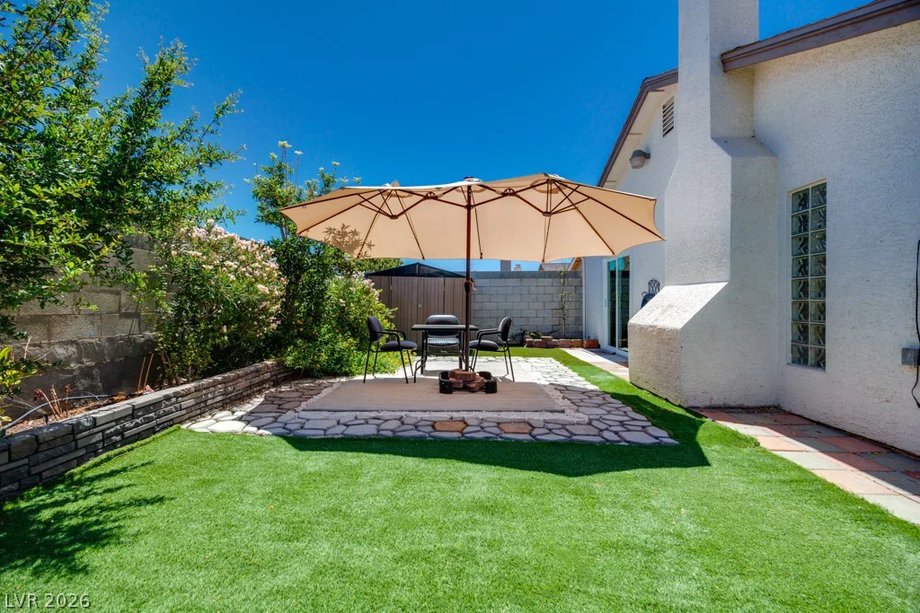 7304 Empress, Las Vegas, NV 89147