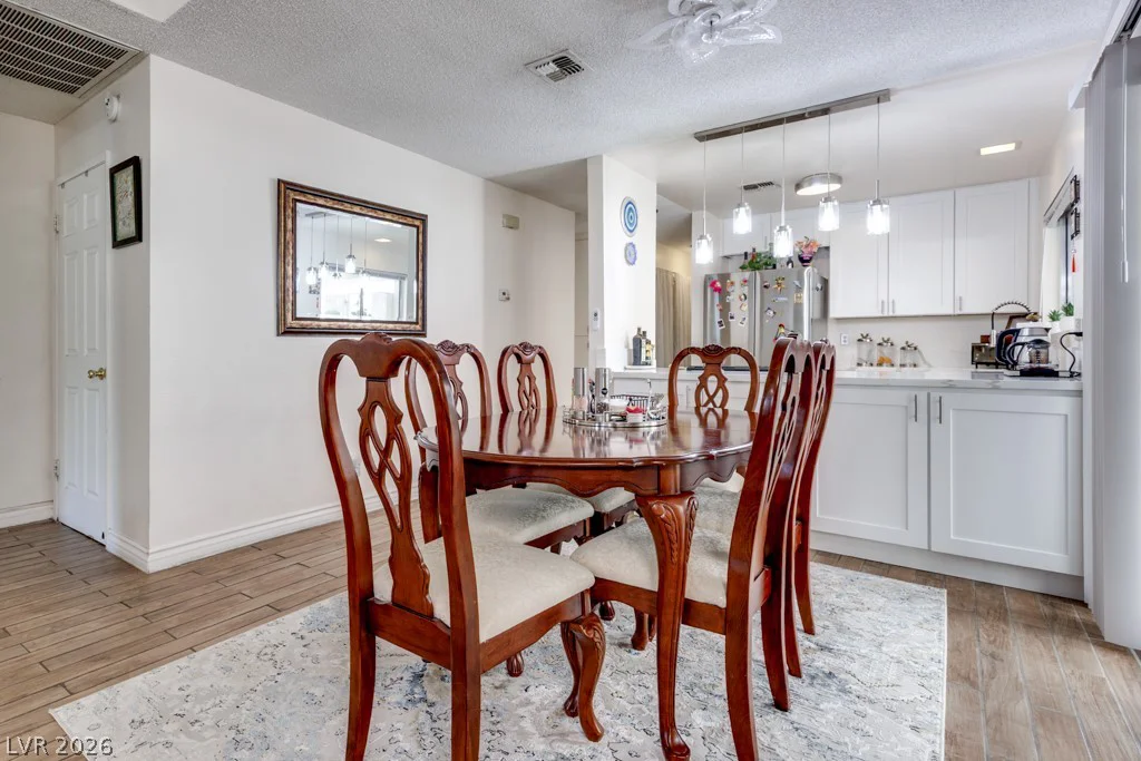 7304 Empress, Las Vegas, NV 89147