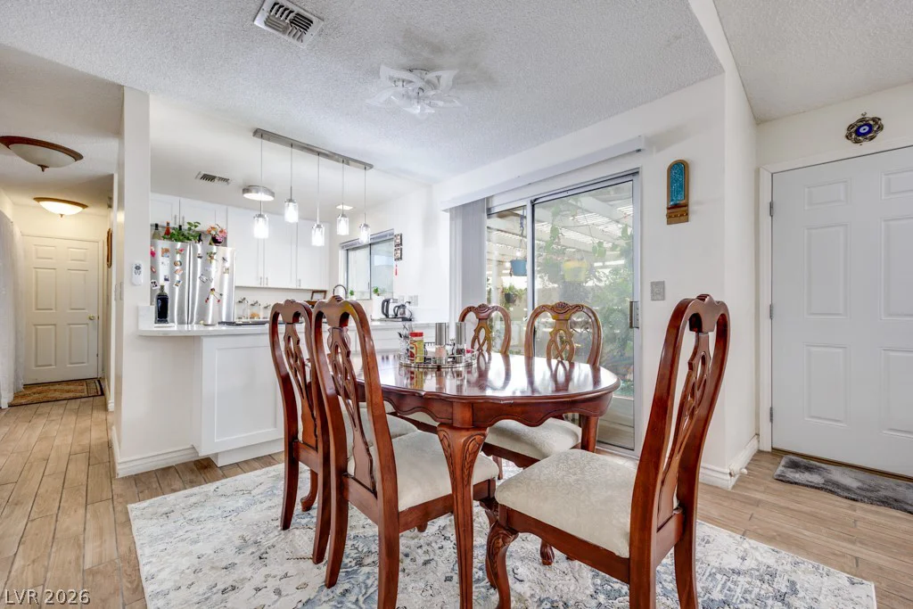 7304 Empress, Las Vegas, NV 89147