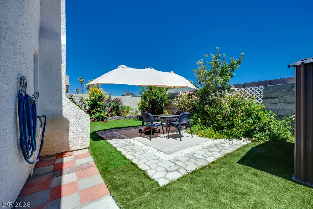 7304 Empress, Las Vegas, NV 89147