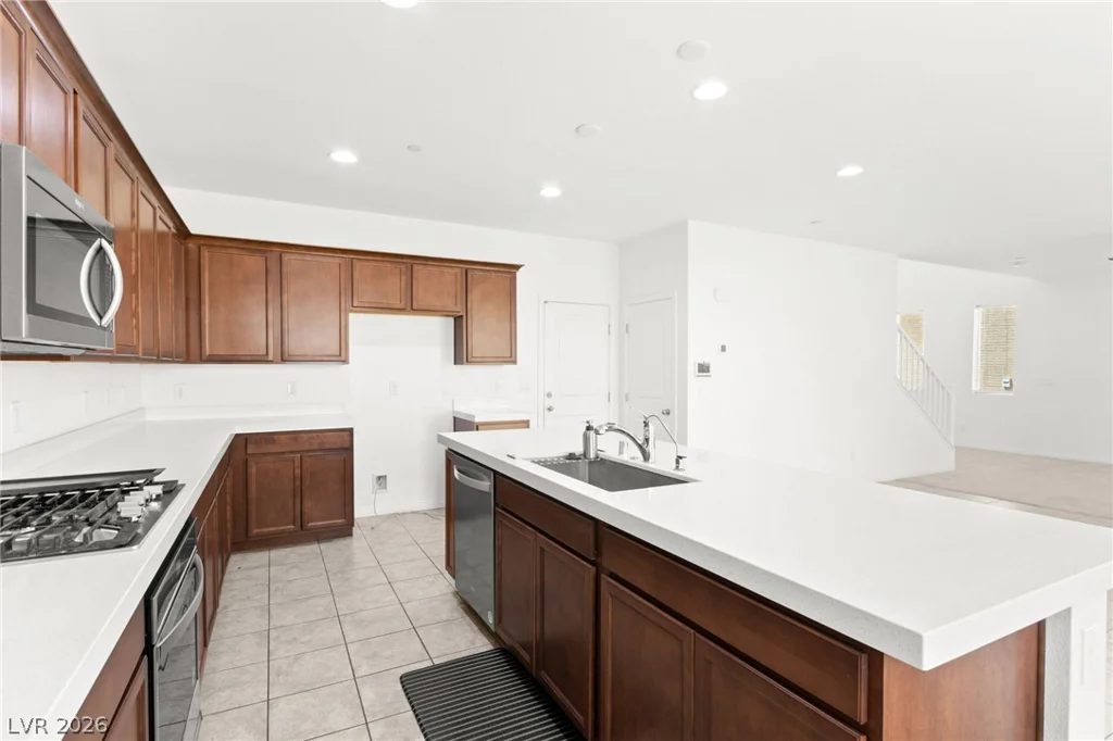 528 Sunny Pointe, Henderson, NV 89011