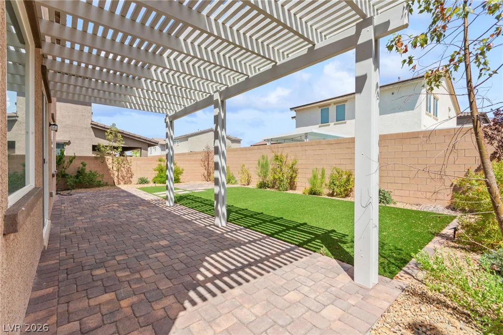 528 Sunny Pointe, Henderson, NV 89011