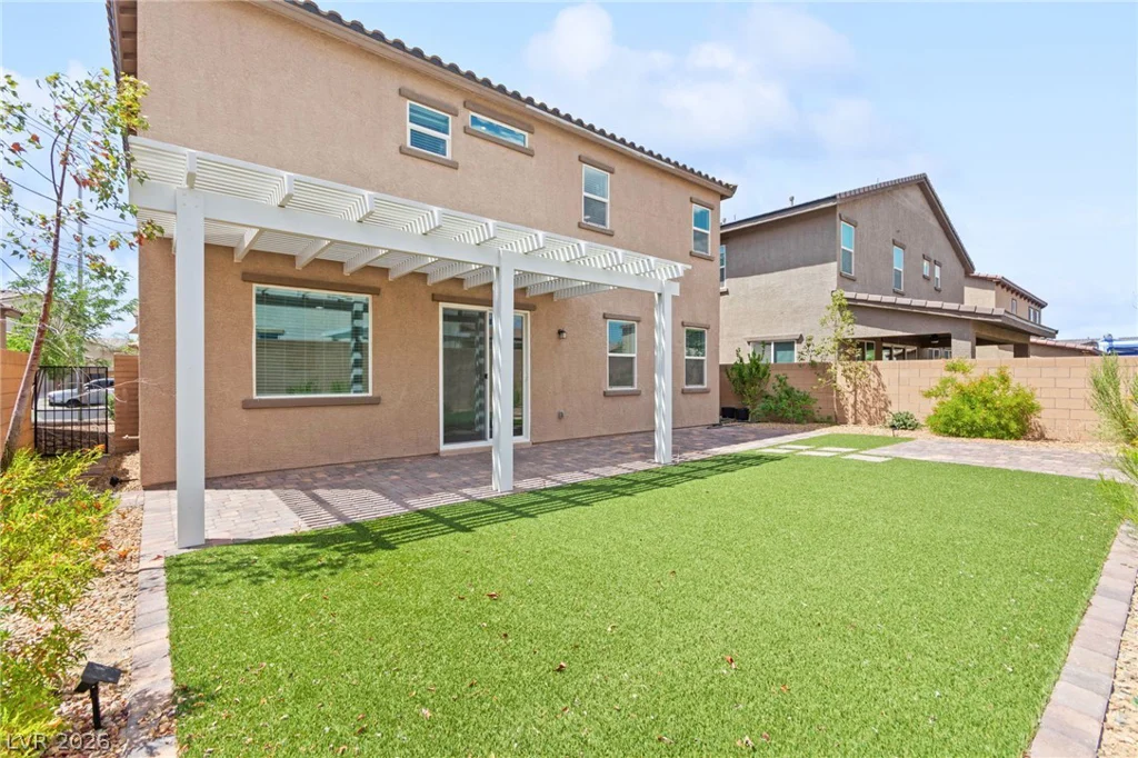 528 Sunny Pointe, Henderson, NV 89011