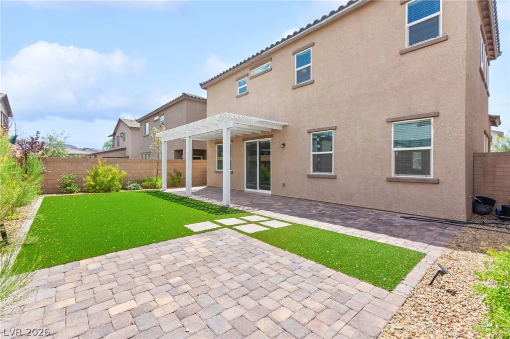 528 Sunny Pointe, Henderson, NV 89011