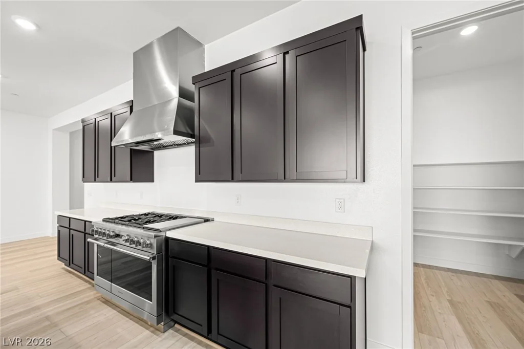 10142 Diana Summit, Las Vegas, NV 89143