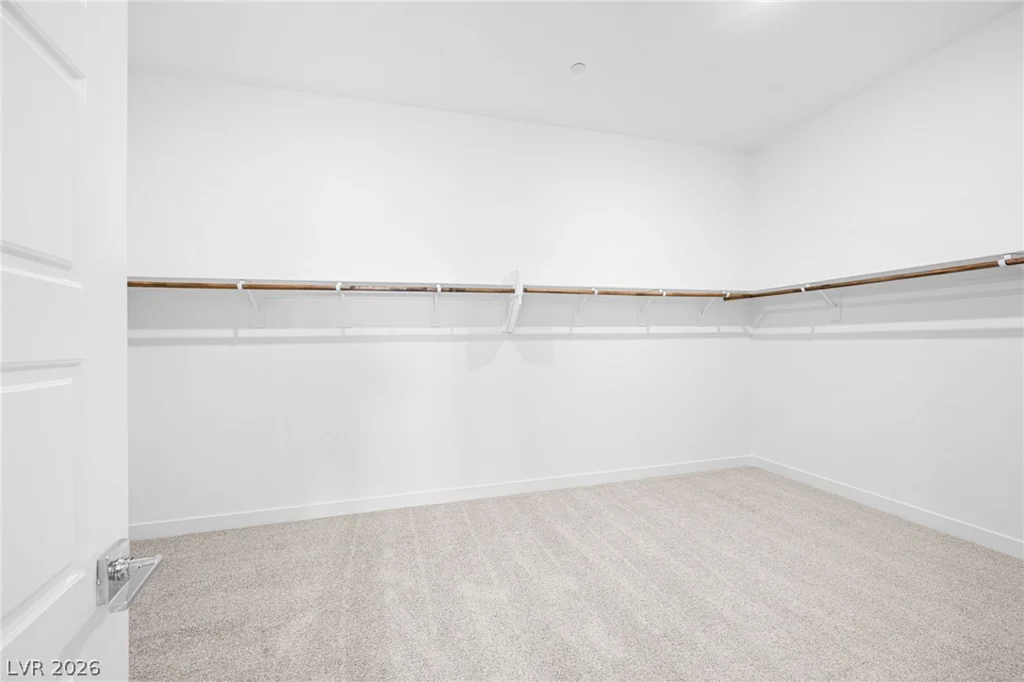 10142 Diana Summit, Las Vegas, NV 89143