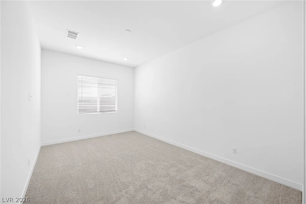 10142 Diana Summit, Las Vegas, NV 89143