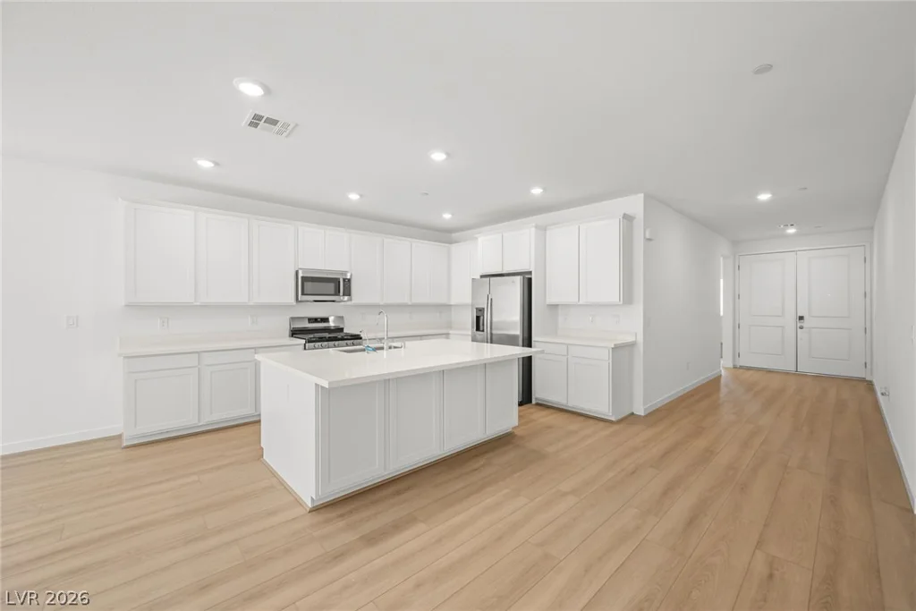 10886 Lewis Pointe, Las Vegas, NV 89166