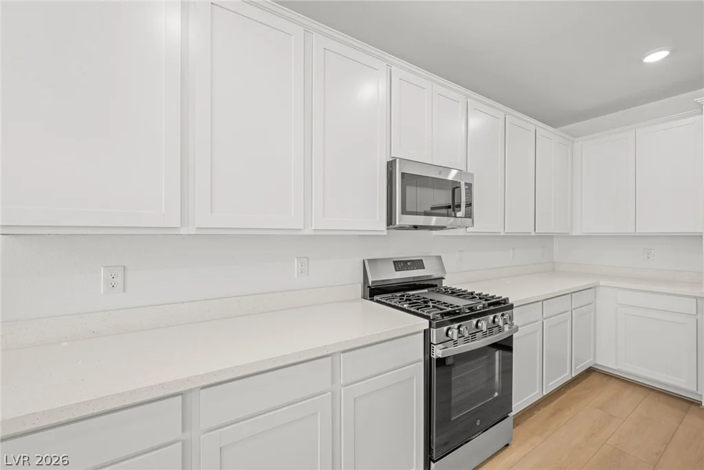 10886 Lewis Pointe, Las Vegas, NV 89166
