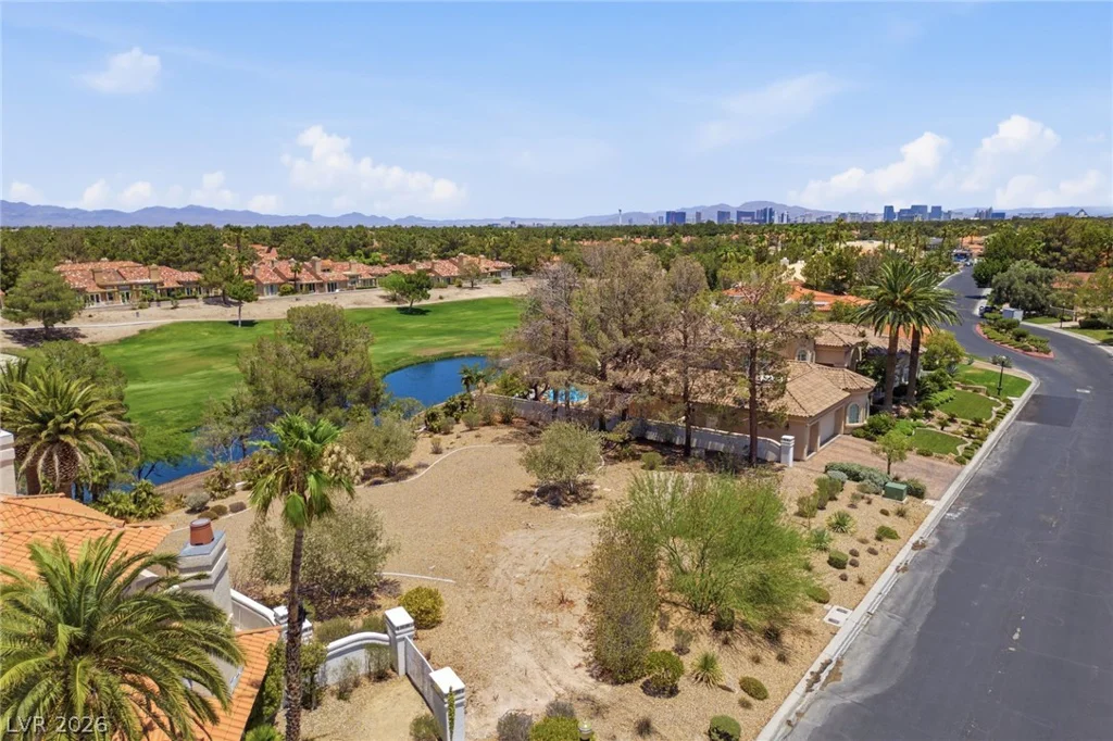 20 Innisbrook, Las Vegas, NV 89113