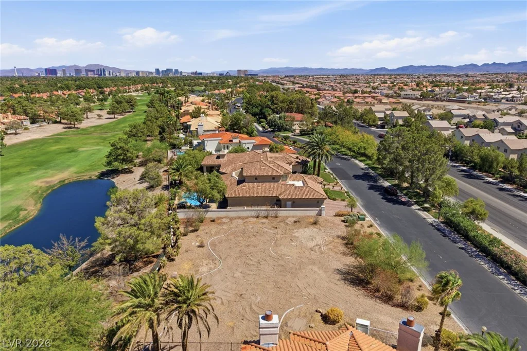 20 Innisbrook, Las Vegas, NV 89113