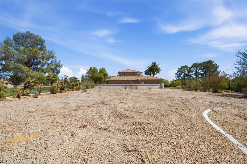 20 Innisbrook, Las Vegas, NV 89113