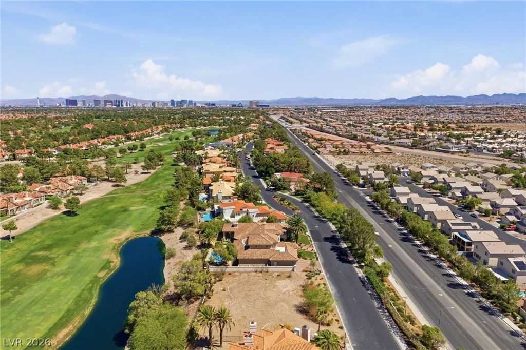 20 Innisbrook, Las Vegas, NV 89113