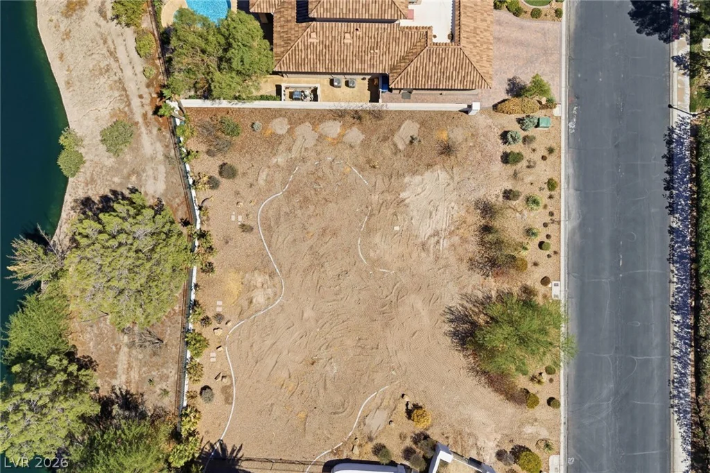 20 Innisbrook, Las Vegas, NV 89113