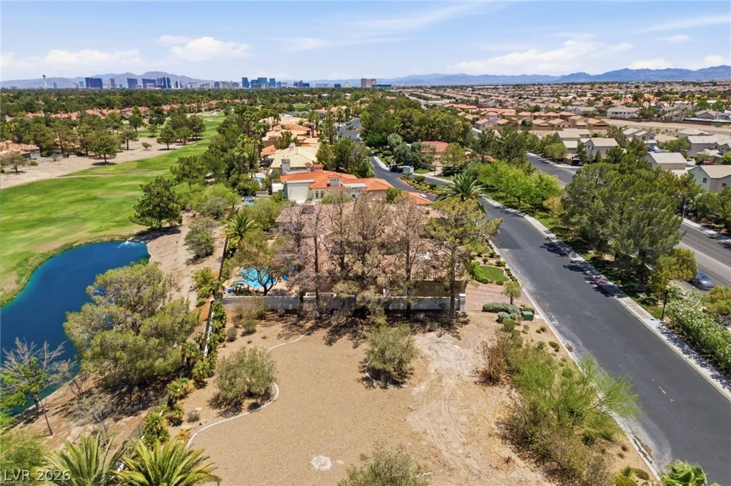 20 Innisbrook, Las Vegas, NV 89113