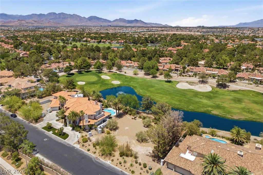 20 Innisbrook, Las Vegas, NV 89113