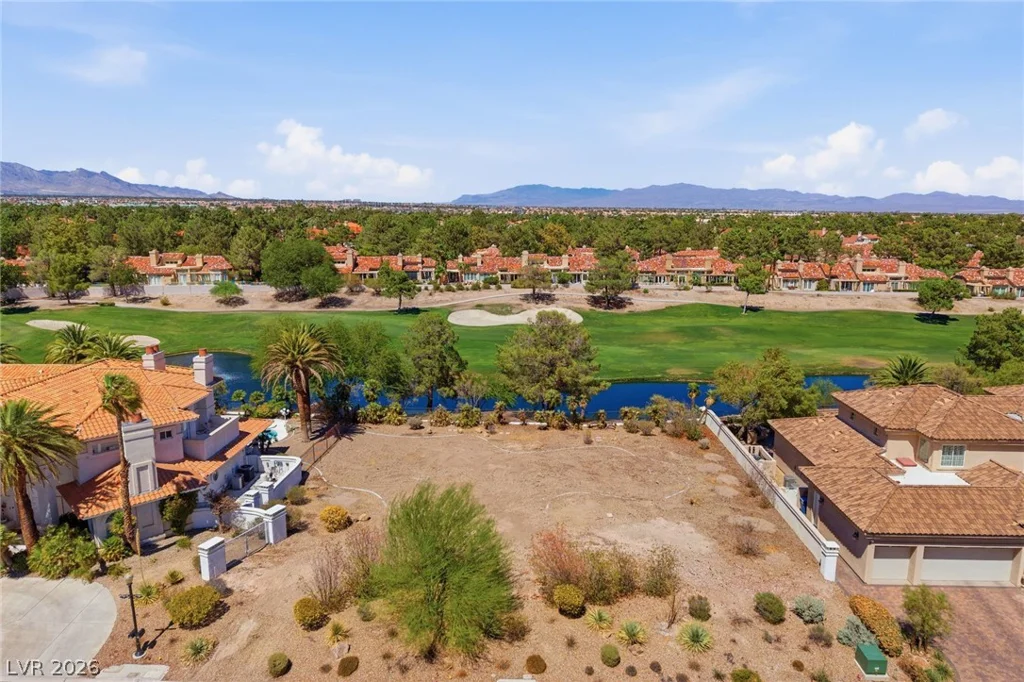 20 Innisbrook, Las Vegas, NV 89113