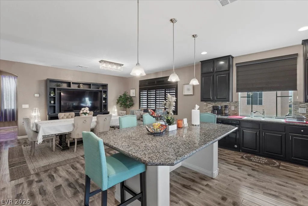 5493 Ledgewood Creek, Las Vegas, NV 89141