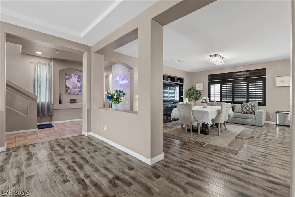 5493 Ledgewood Creek, Las Vegas, NV 89141