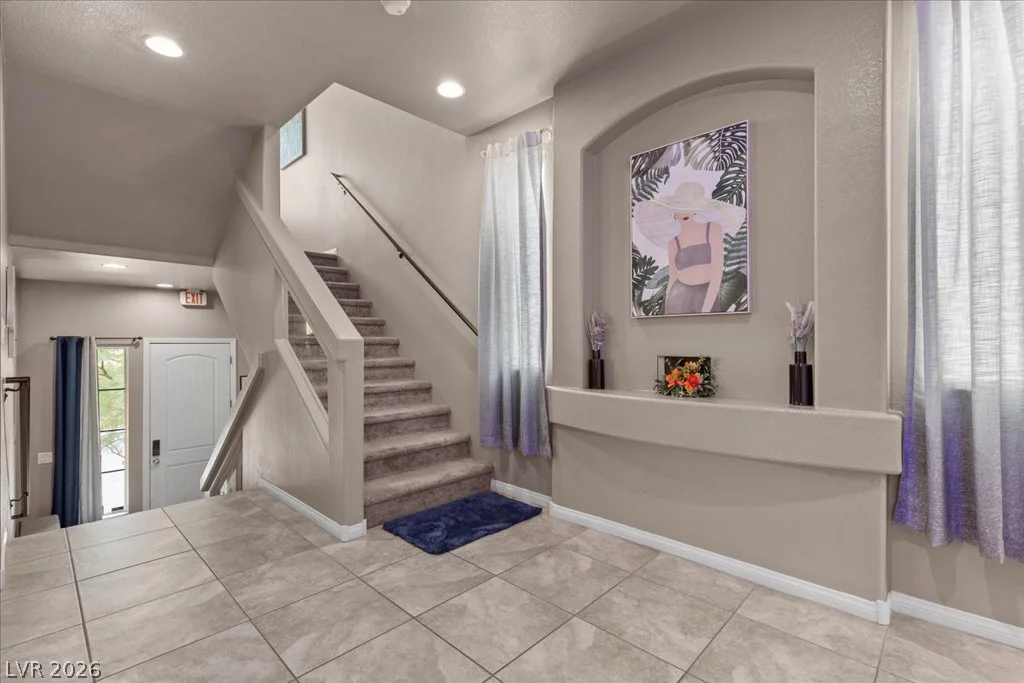 5493 Ledgewood Creek, Las Vegas, NV 89141