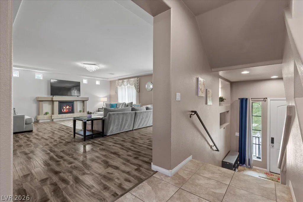5493 Ledgewood Creek, Las Vegas, NV 89141
