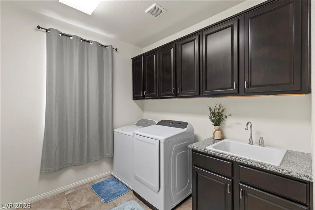 5493 Ledgewood Creek, Las Vegas, NV 89141