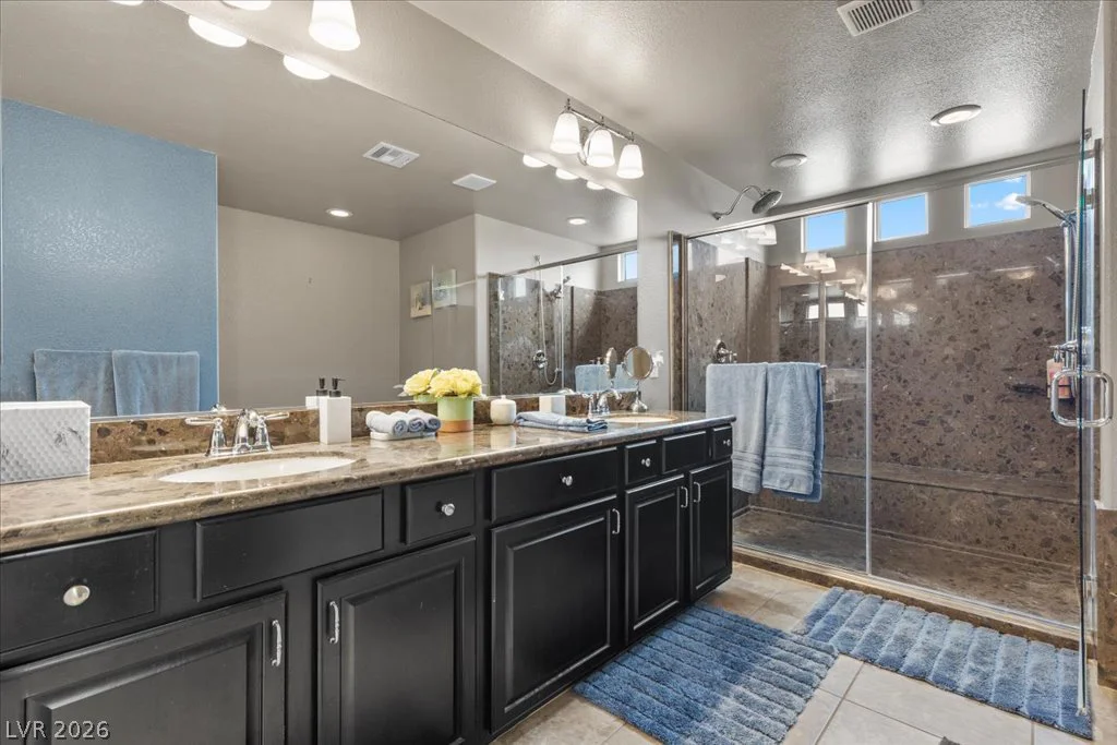 5493 Ledgewood Creek, Las Vegas, NV 89141