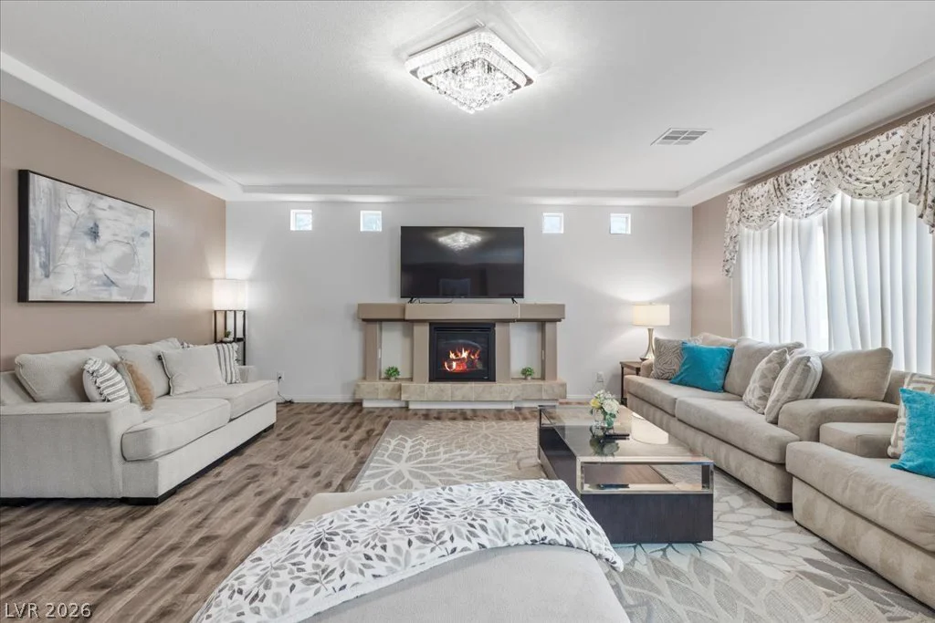 5493 Ledgewood Creek, Las Vegas, NV 89141