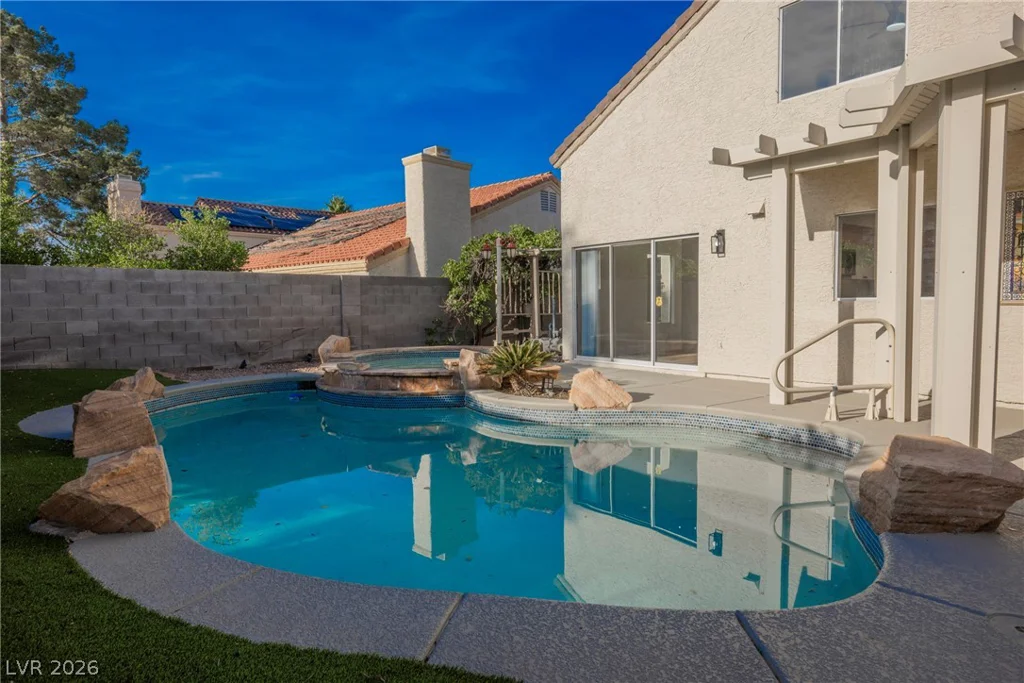21 Megan, Henderson, NV 89074