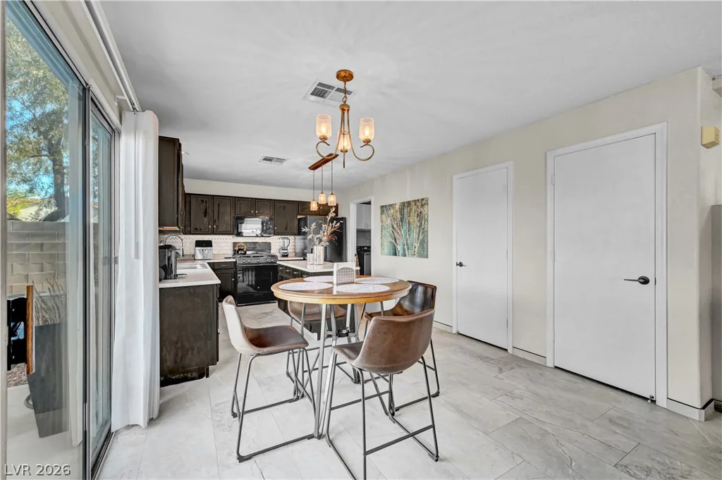 6320 Winter Valley, Las Vegas, NV 89130